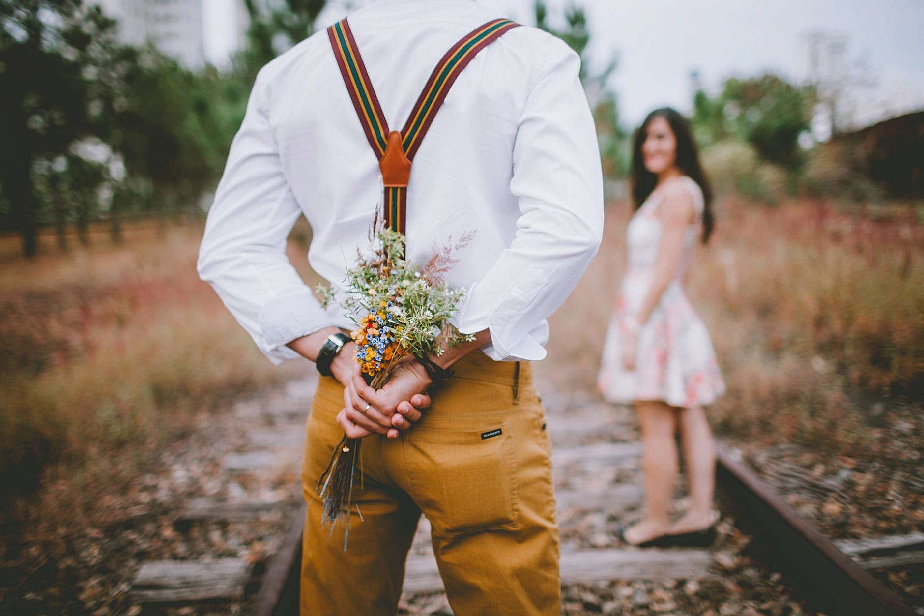 Passione Sposa dedica a tutte le sue Spose di ieri e di domani la poesia "La piu bella storia d'amore" per salutare insieme lo scrittore Luis Sepulveda.